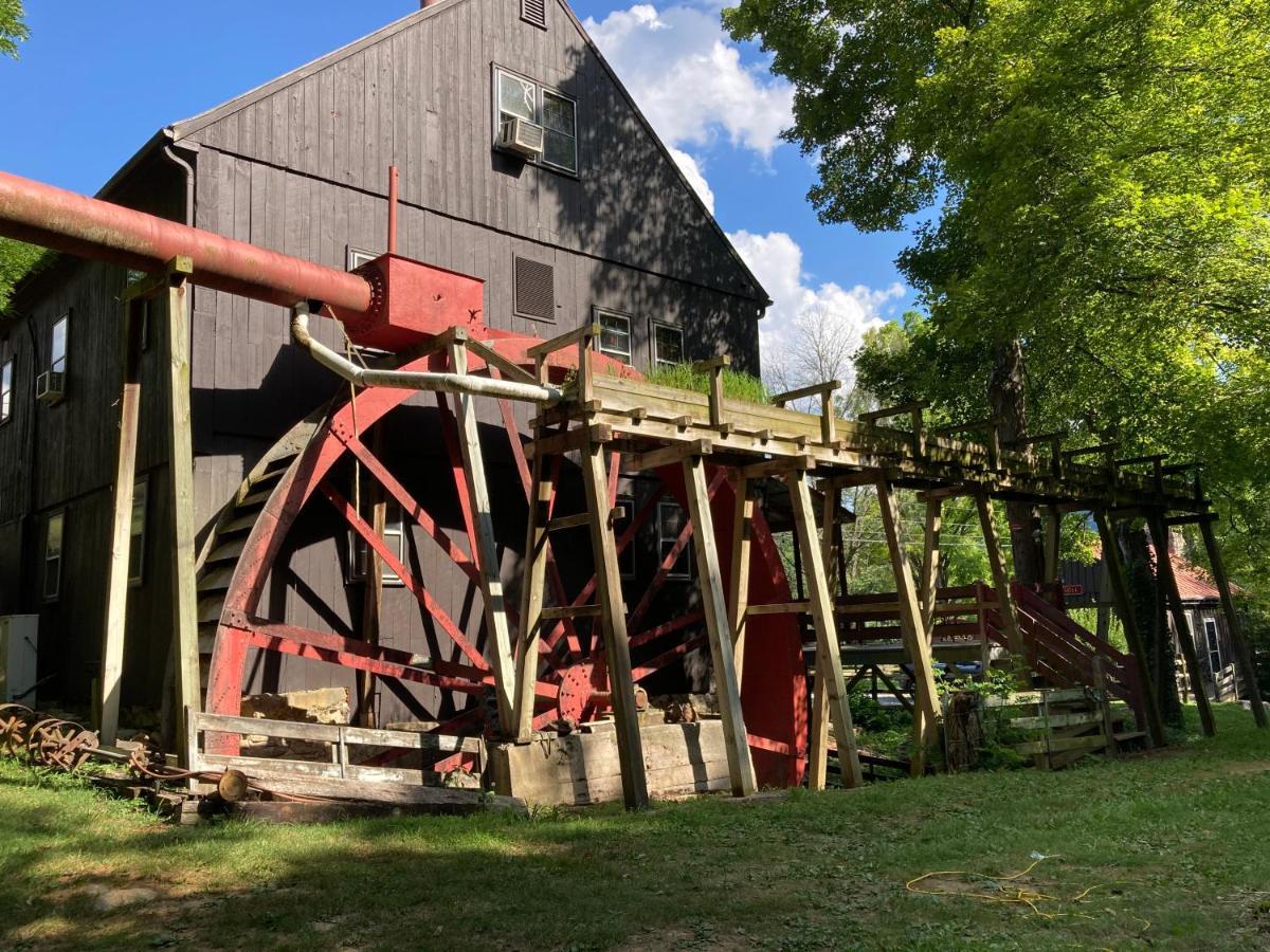 Osceola Mill Dining & Lodging Steeles Tavern Екстер'єр фото
