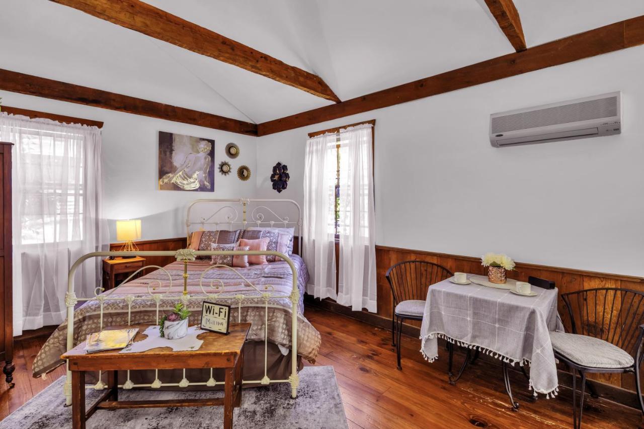 Osceola Mill Dining & Lodging Steeles Tavern Екстер'єр фото