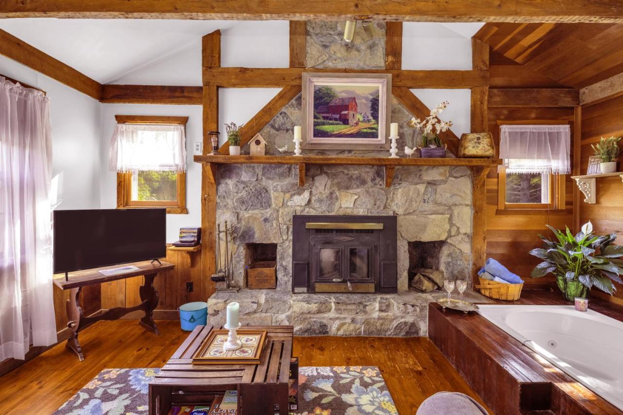 Osceola Mill Dining & Lodging Steeles Tavern Екстер'єр фото